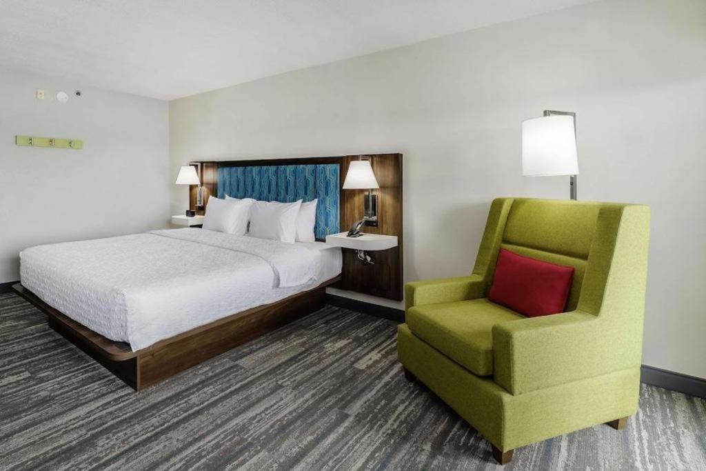 Holiday Inn Express Hotel & Suites Port Charlotte Bagian luar foto