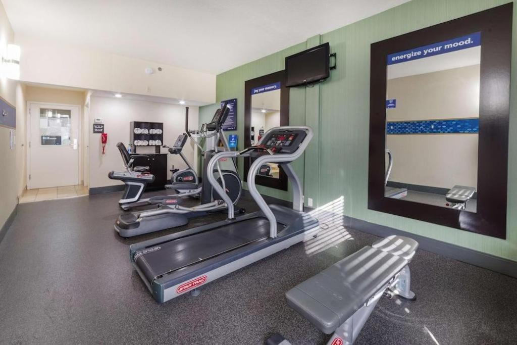 Holiday Inn Express Hotel & Suites Port Charlotte Bagian luar foto
