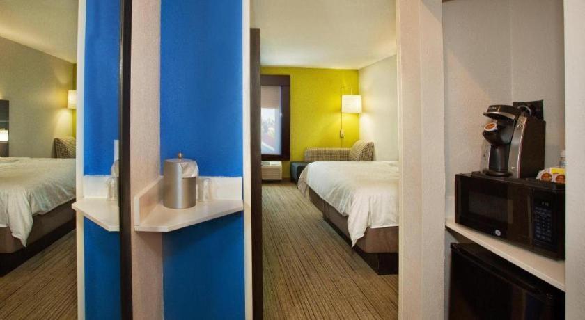 Holiday Inn Express Hotel & Suites Port Charlotte Bagian luar foto