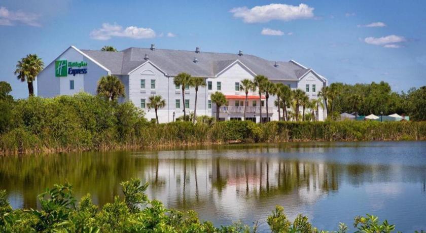 Holiday Inn Express Hotel & Suites Port Charlotte Bagian luar foto
